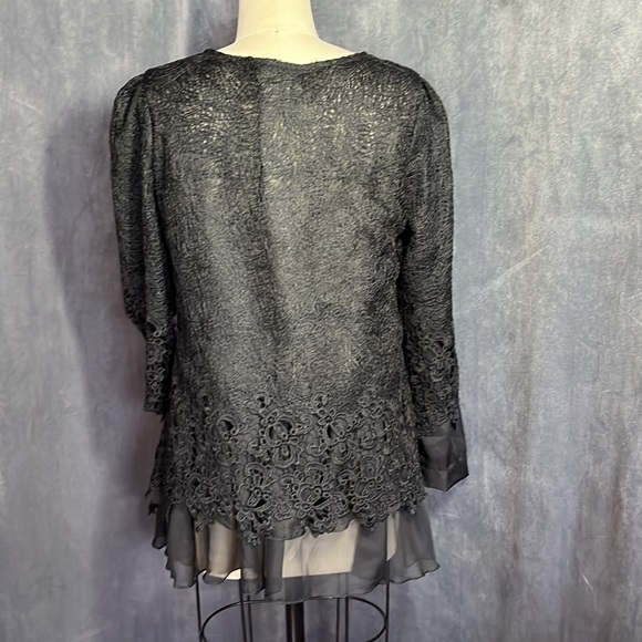 Black lace and chiffon long sleeved tunic top. Size L fits like a size 8. - Picture 6 of 7